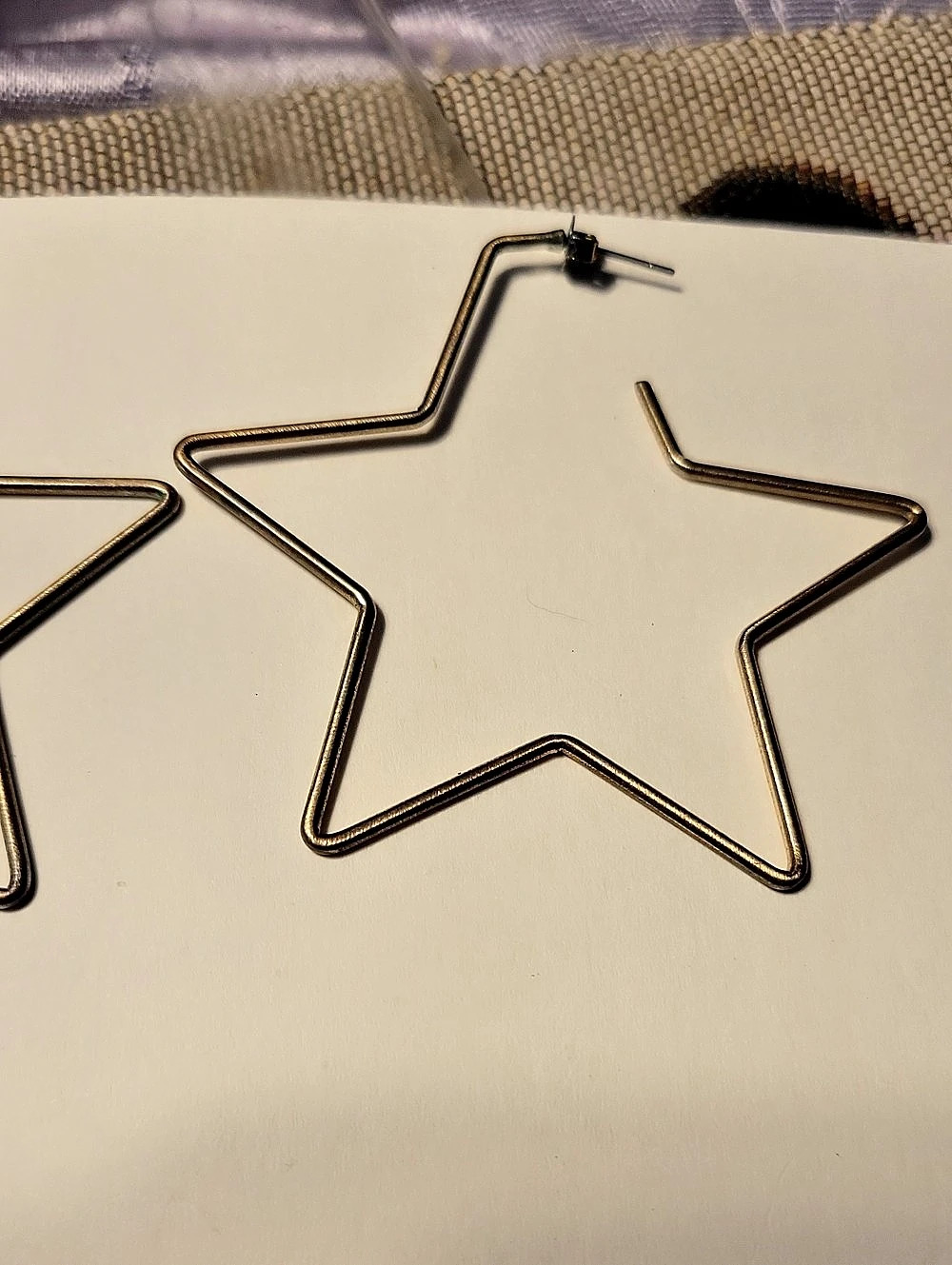 Gold Star Drop Earrings Like New